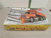 AMT Ford LNT8000 snowplow 1/25th scale.