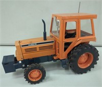 Yonezawa Kubota Tractor 1/20 Scale