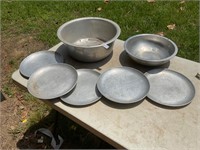 7- Aluminum pans & plates- Metralcraft