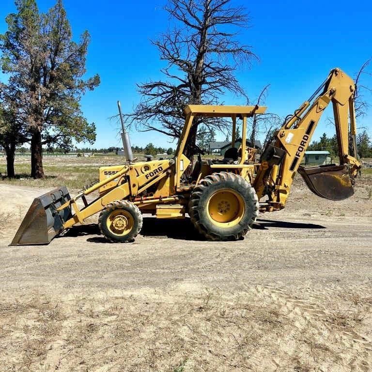 1984 Ford 555B Backhoe