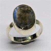 Silver Labradorite(9.9ct) Ring