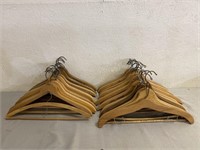 28 Wood Clothes Hangers