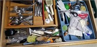 Contents of Large Sivlerware Drawer