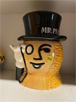 Vintage Mr. Peanut Cookie jar