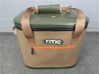 Rtic Insulated Tough Side Cooler W/ Straps