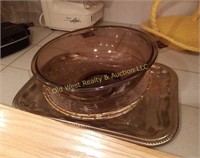 Pyrex Bowl & Misc. Trays (BS)