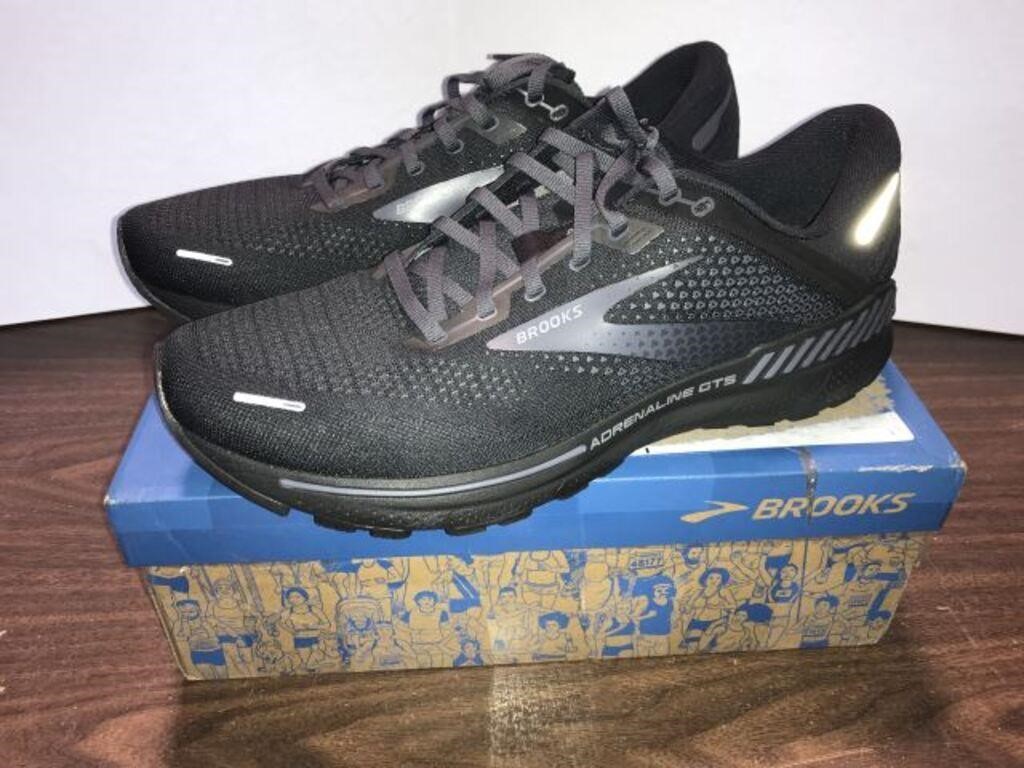 BROOKS MEN AND WOMEN RUNNING SHOES