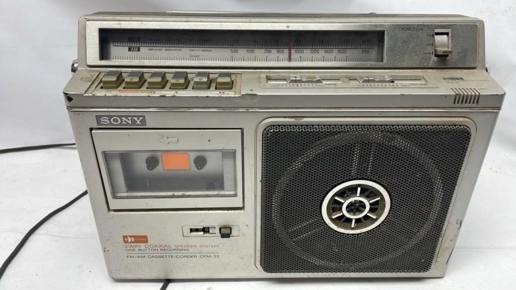 Sony CFM 33 Cassette Corder Radio