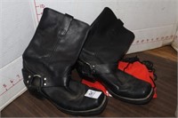 MENS BOOTS SIZE 9 1/2