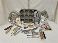 Vintage Kitchen Utensils & Baking Pans