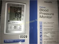 MICROLIFE BLOOD PRESSURE MONITOR