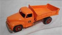 IH Dump Truck Plastic Model