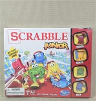 2016 Scrabble Junior Crossword Game