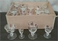 Box-25 Stemmed Glasses, Assorted Sizes, Most Gold