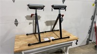 Pair roller stands