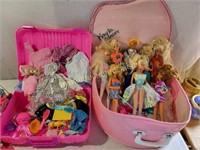 Barbies, Ken, Clothes, Cases and Accessories