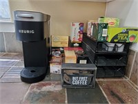 Keurig With Pods Holder And Teas