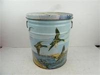 14" Vintage Duck Design Tin Lidded Bucket