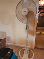 Free Standing Fan.