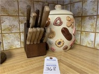 Cookie jar and knife set