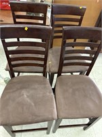 4 High Sitting Chairs / Stools