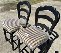 (2) BLACK WOODEN BAR STOOLS WITH CUSHIONS