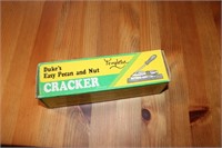 Duke's easy pecan and nut cracker