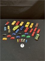 Lot: Miniature Vehicles & Figures