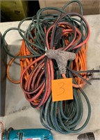 LOT OF 3 EXTENSION CORDS DIFFERENT LENGTHS