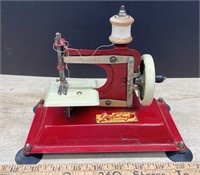 Gateway Junior Model manual sewing machine