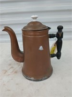 Wentworth Wellworth tea kettle w/ porcelain knob