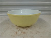 4 qt Pyrex bowl