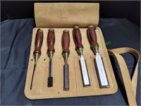 Stanley Bailey Wood Chisel Set w/ Leather Pouch