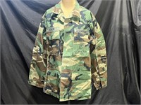 USMC Camo Button Down Shirt - size small