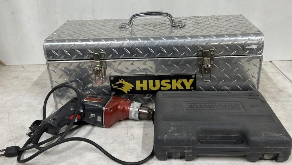 (Y) Husky Stainless Steel Diamond Plate Tool Box