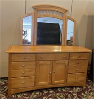 Vaughan Furniture Maple Dresser w/ Mirror