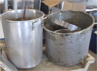 pots and lid