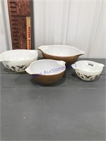 4 piece pyrex nesting bowls-2 brown, 2 white