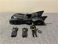 LOT: Vintage Batman Toys