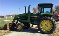 JD 4430 Tractor w/Loader