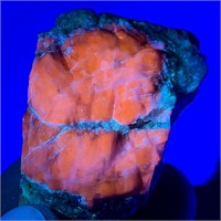 39 Gm Amazing  Fluorescent Hackmanite Specimen