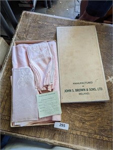 Vintage Peach Tablecloth & Napkins