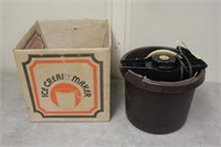 Vintage Dolly Madison 4 Qt Ice Cream Maker