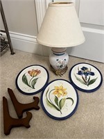 Floral Lamp & Flower Decorative Plates