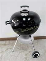 Weber 22" Kettle Charcoal Grill Unused