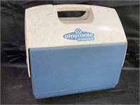 Igloo Playmate Maxcold Cooler