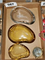 2 AMBER  & 1 CLEAR GLASS ASHTRAYS- 1 HAS ETCHED
