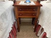 Vintage/Antique End Table/Night Stand
