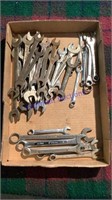 Hand wrenches