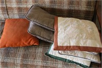 Vintage Quilt Block Throw Pillows & More